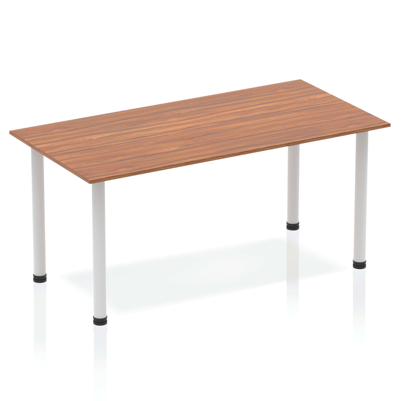 Impulse 1400mm Straight Table With Post Leg